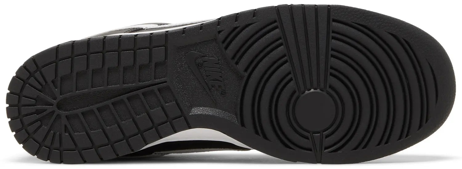 Nike Dunk Low "Black Panda"